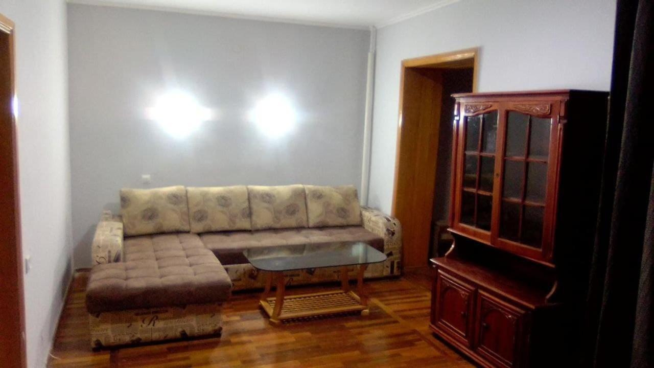 Markaz 6 Uy-122A Honadon-9 Tasjkent Buitenkant foto